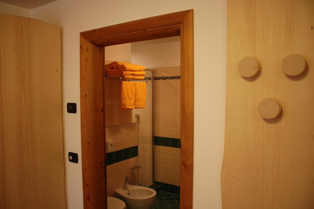 Agriturismo Pianrestel Cavalese Cameră foto